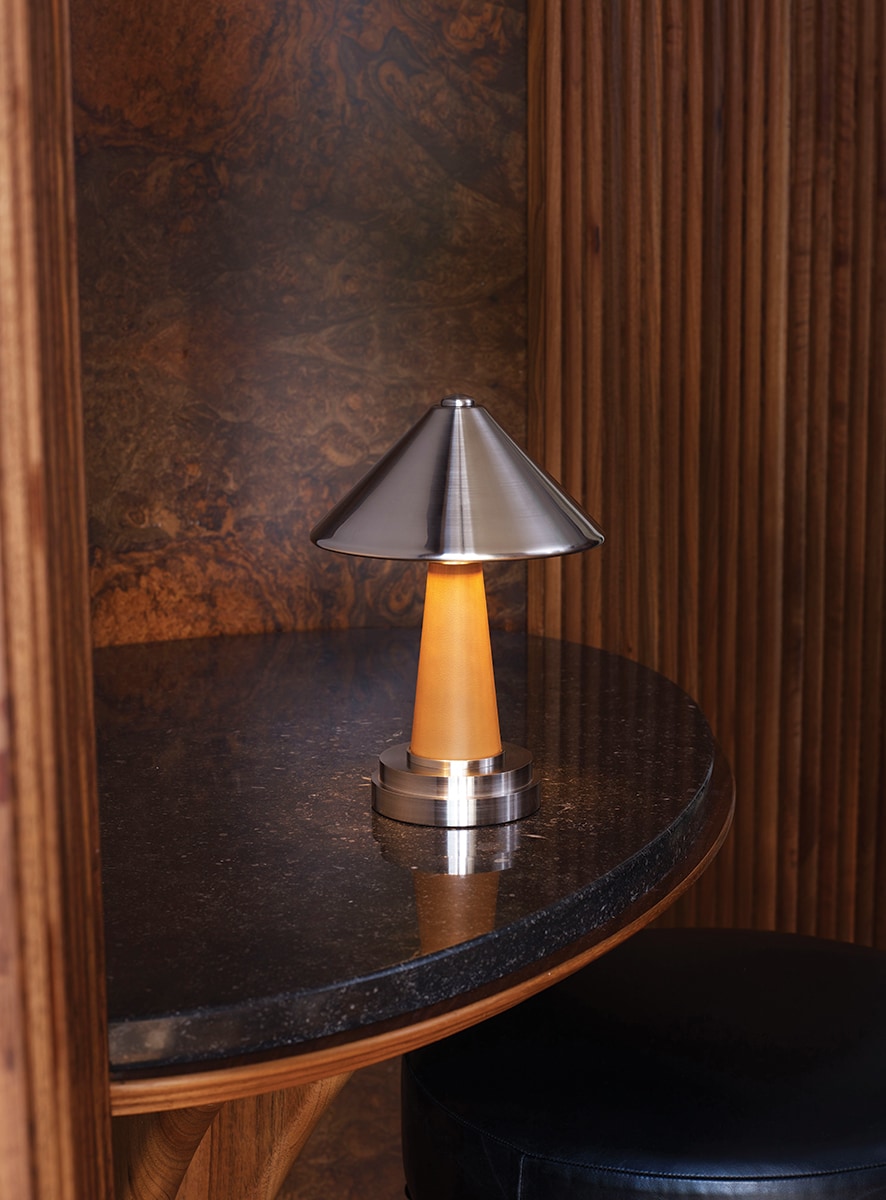 shitake table lamp